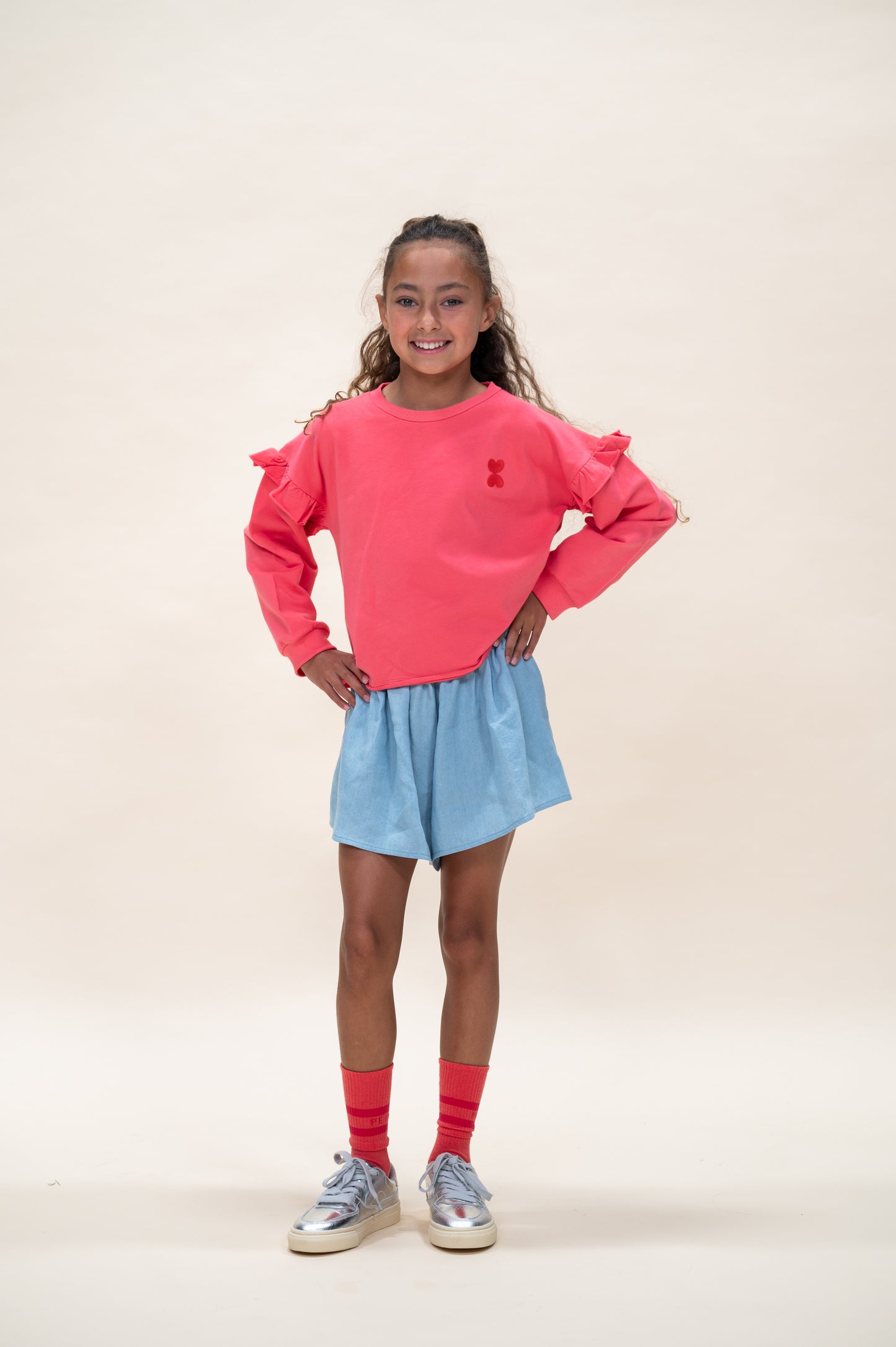 JUNE RUFFLE SWEARY TER DUBAR