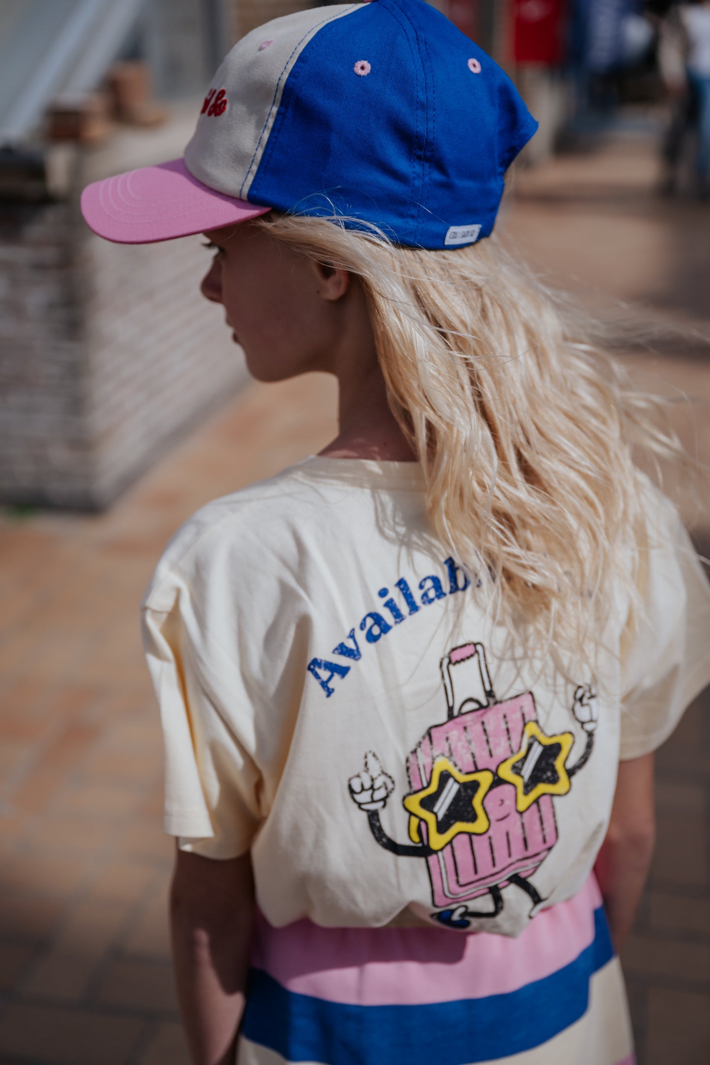 T-SHIRT AVAILABLE FOR WEEKENDS CORNHUSK