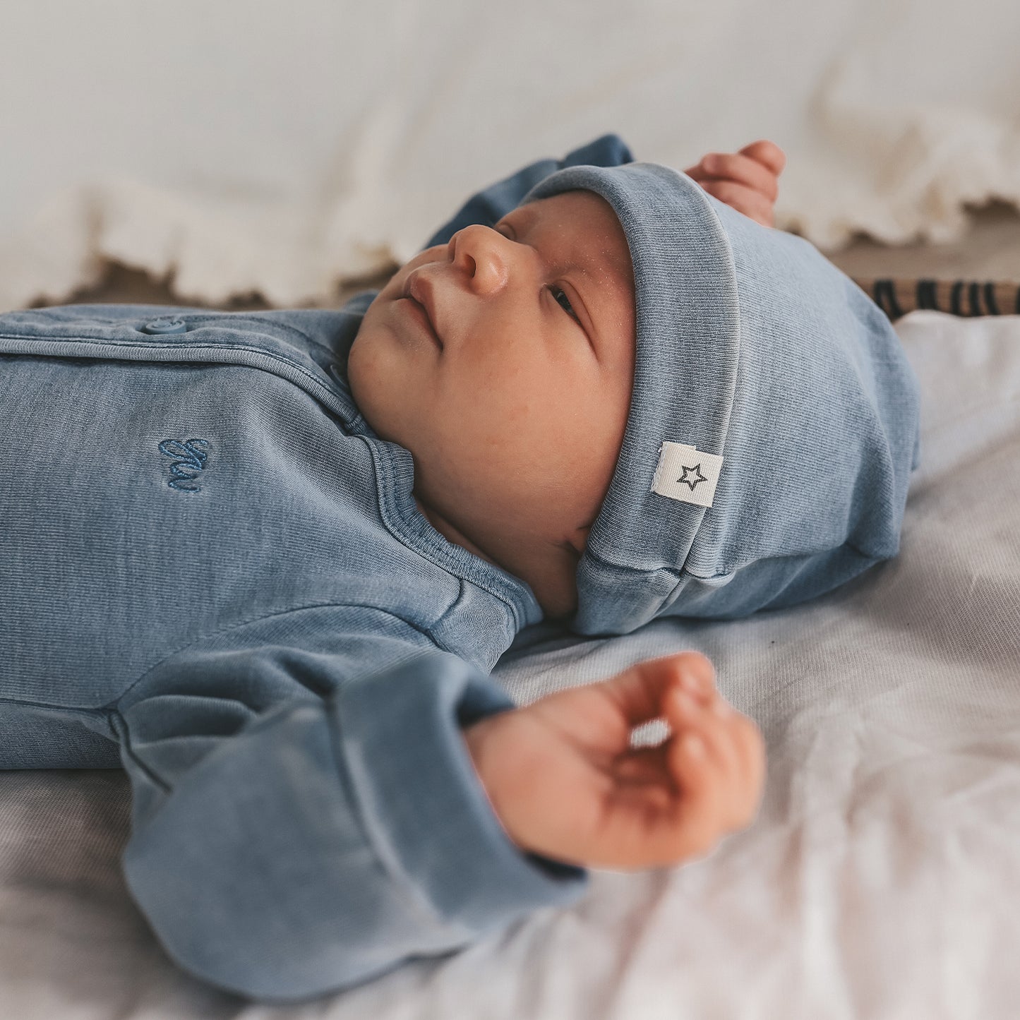 KNITTED DENIM HAT BLUESTONE