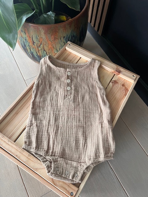 BABY ROMPER BEIGE